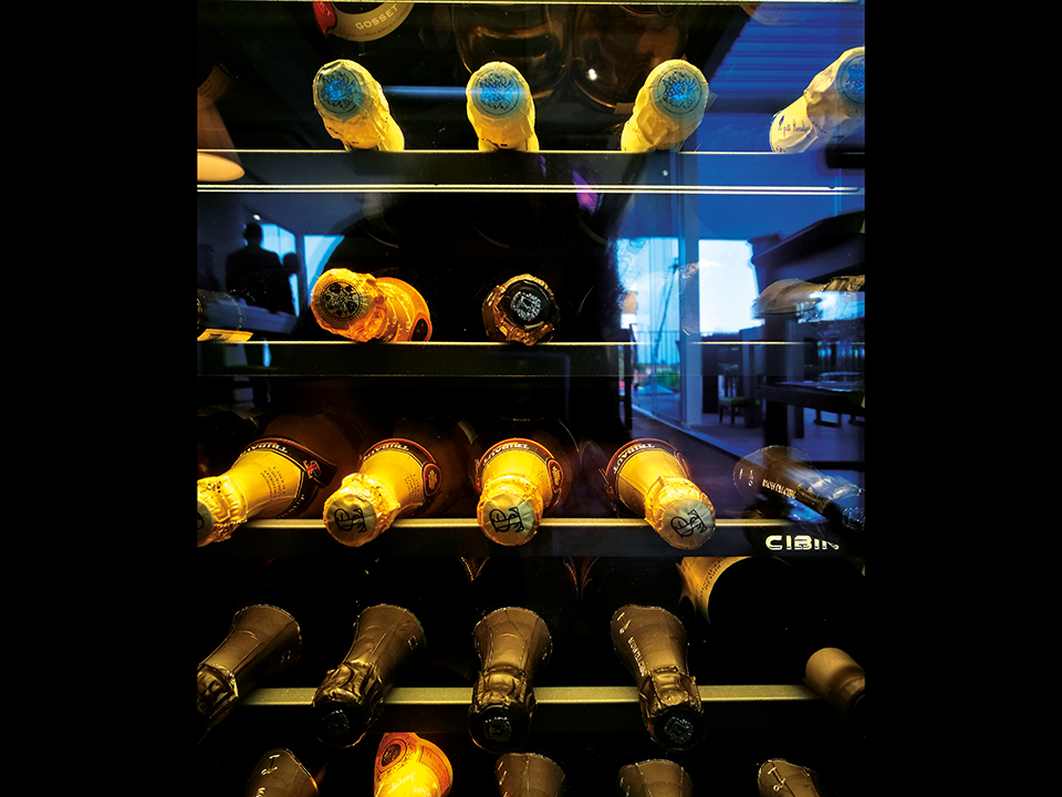 refrigerated-wine-cellars-cabinets-CIBIN